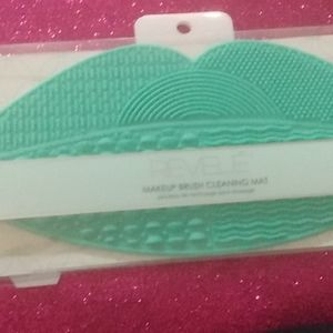 Make up Brush Cleaning Mat